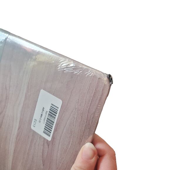 Macbook Air 13" Faux Wood Design Hard Laptop Case New in Package - Picture 7 of 13